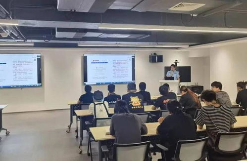 崂山区市场监管局组织召开餐饮服务单位食品安全主体责任宣讲会，专项推进万象汇商圈落实工作